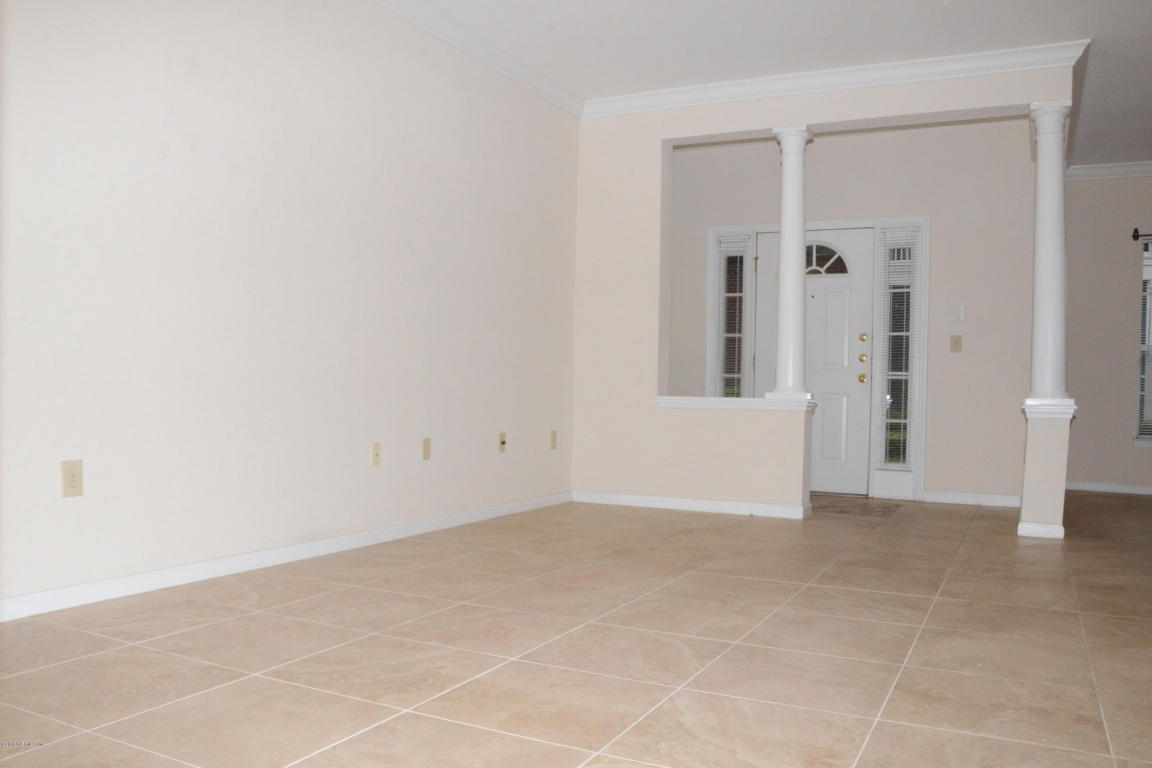 10901 BURNT MILL RD, Jacksonville, FL 32256