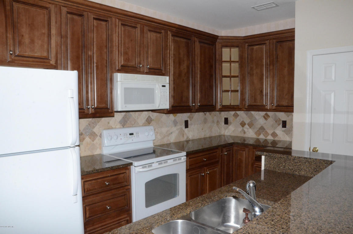 10901 BURNT MILL RD, Jacksonville, FL 32256