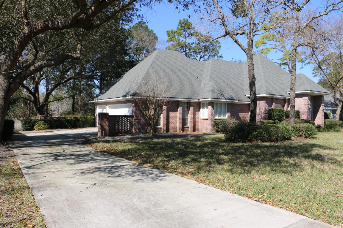 8132 MIDDLE FORK LN, Jacksonville, FL 32256