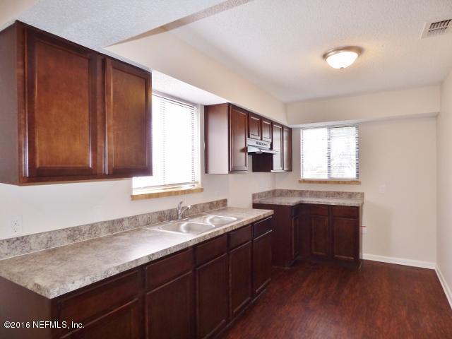 4311 WINDERGATE DR, Jacksonville, FL 32257