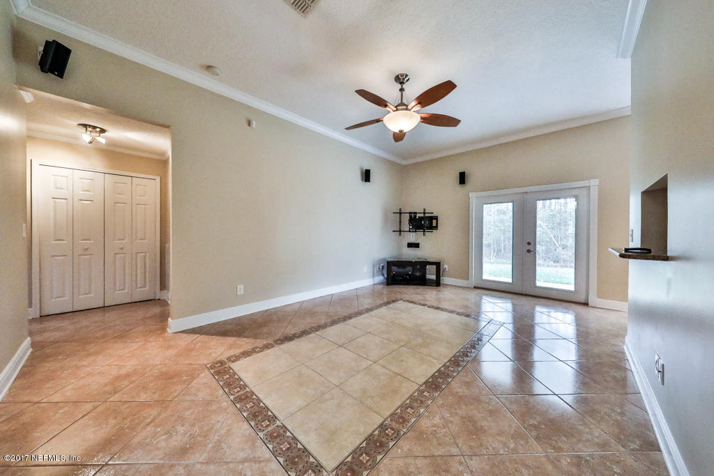 163 ELMWOOD DR, St Johns, FL 32259