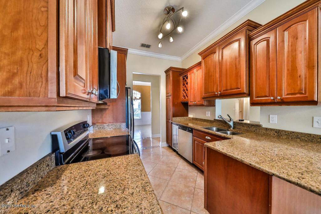 163 ELMWOOD DR, St Johns, FL 32259