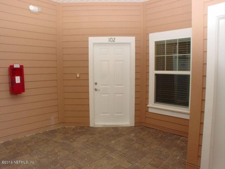 201 LARKIN PL, St Johns, FL 32259