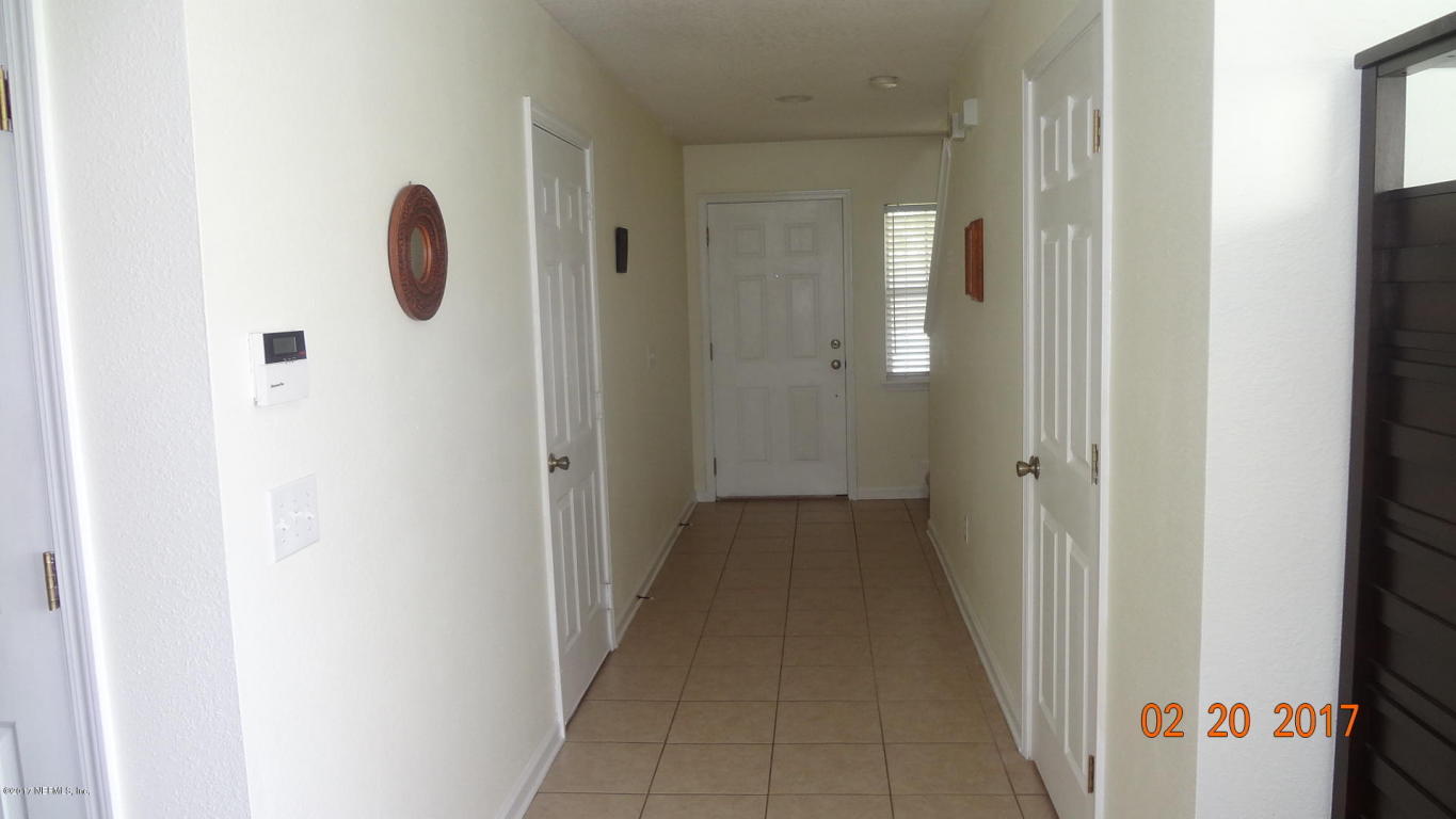 811 BLACK CHERRY DR South, St Johns, FL 32259