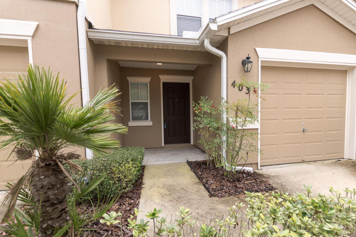 403Walnut Dr, St Johns, FL 32259