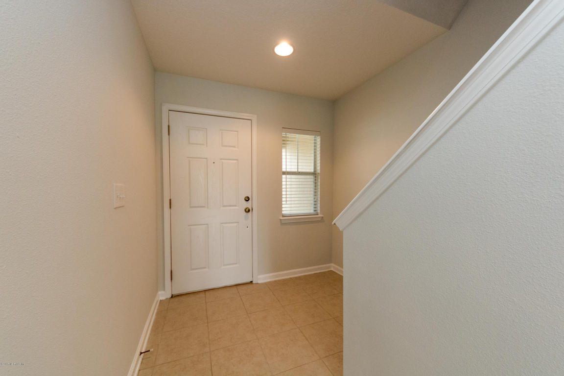 403Walnut Dr, St Johns, FL 32259