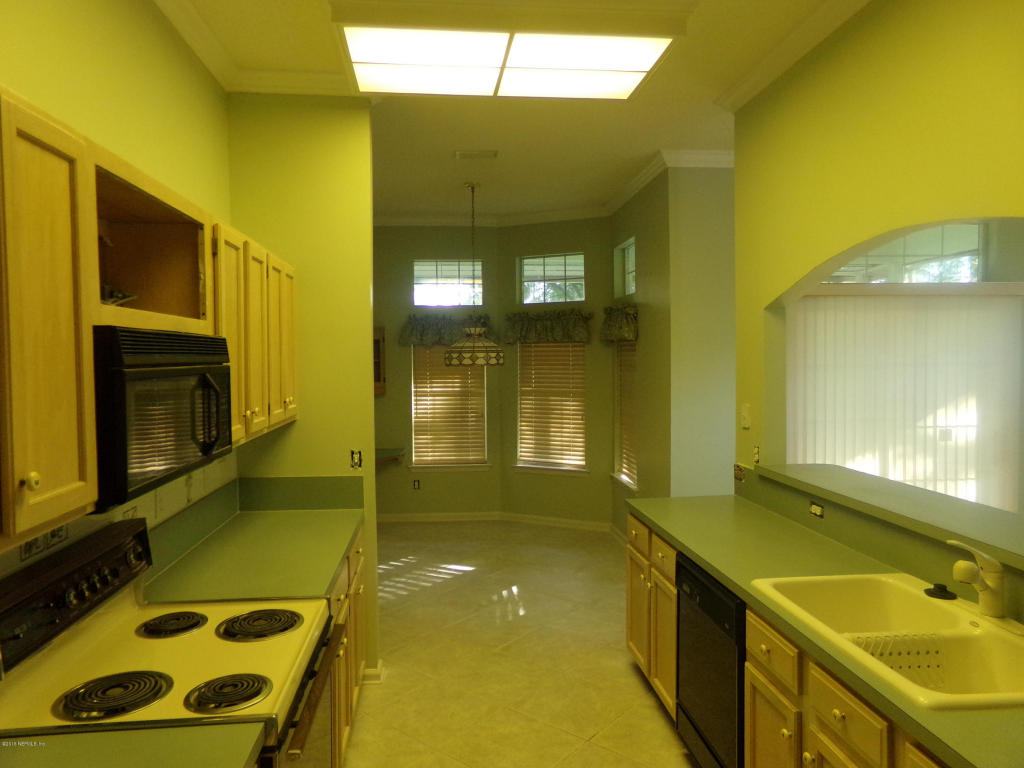 829 PUTTERS GREEN WAY North, St Johns, FL 32259