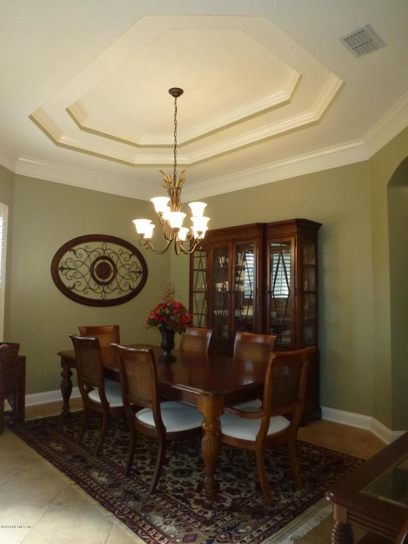 900Alameda Ln, St Johns, FL 32259