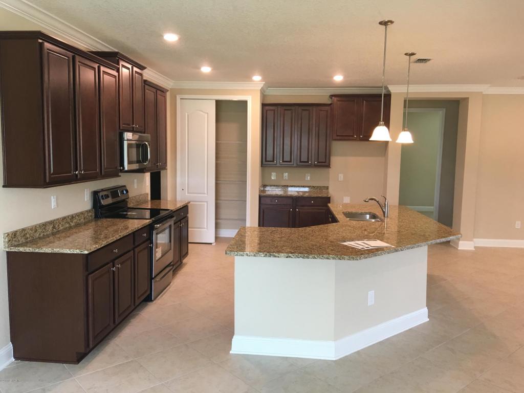 376 GRANT LOGAN DR, St Johns, FL 32259