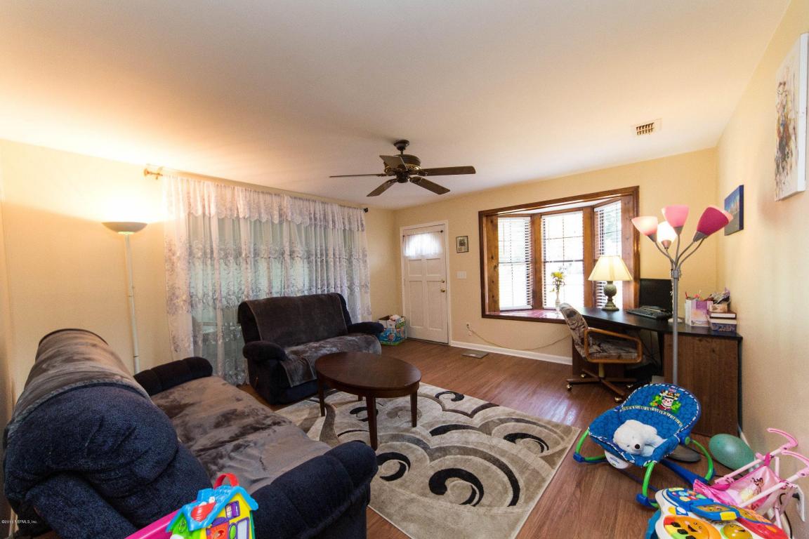 7204 N Stonehurst Rd, Jacksonville, FL 32277