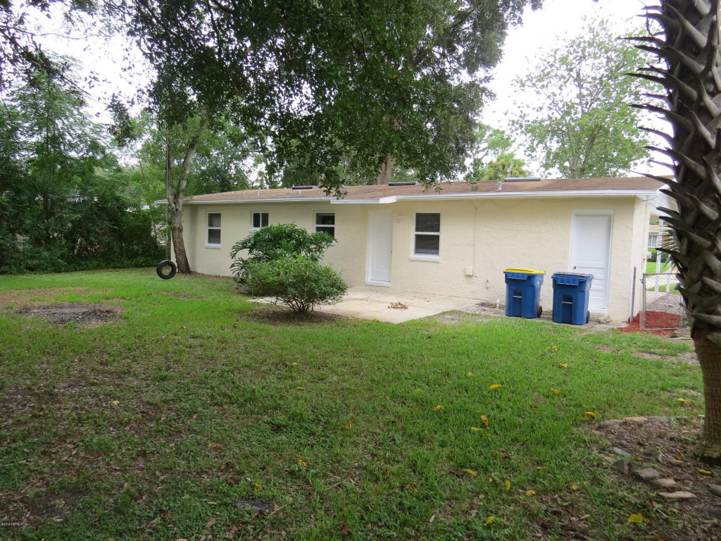 6229 ROUND OAK LN, Jacksonville, FL 32277