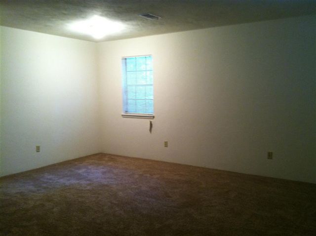 3369 TRAFALGAR SQ, Tallahassee, FL 32301