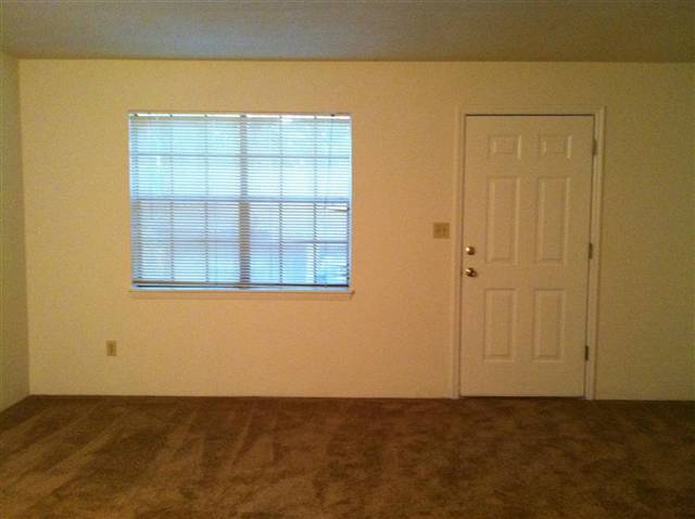 3369 TRAFALGAR SQ, Tallahassee, FL 32301