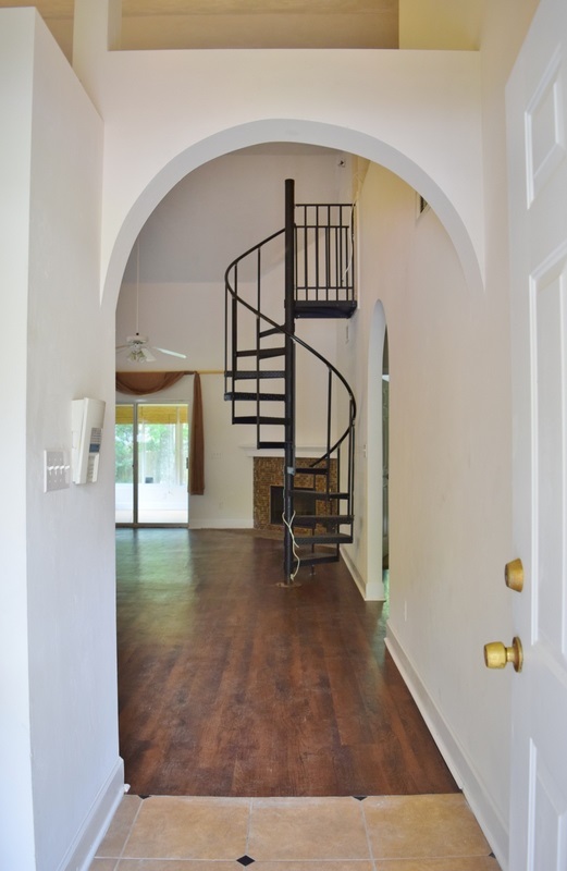 2212 Paul Russell, Tallahassee, FL 32301