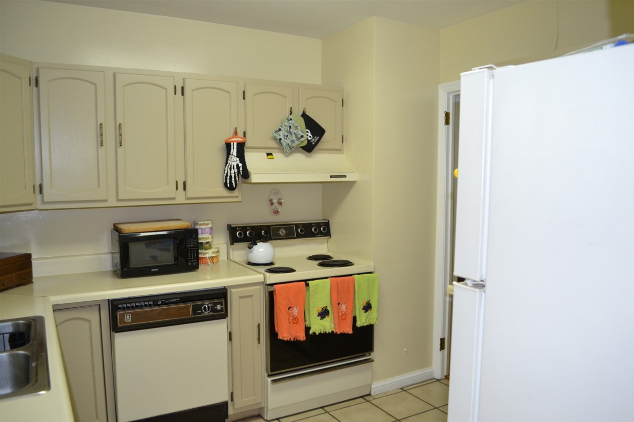 2013 ATAPHA NENE, Tallahassee, FL 32301