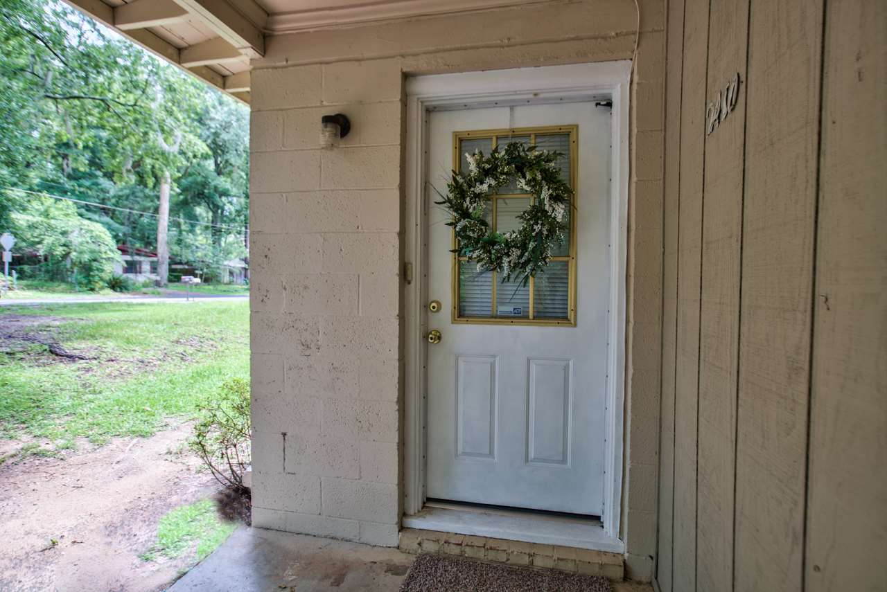 2410 Pontiac, Tallahassee, FL 32301
