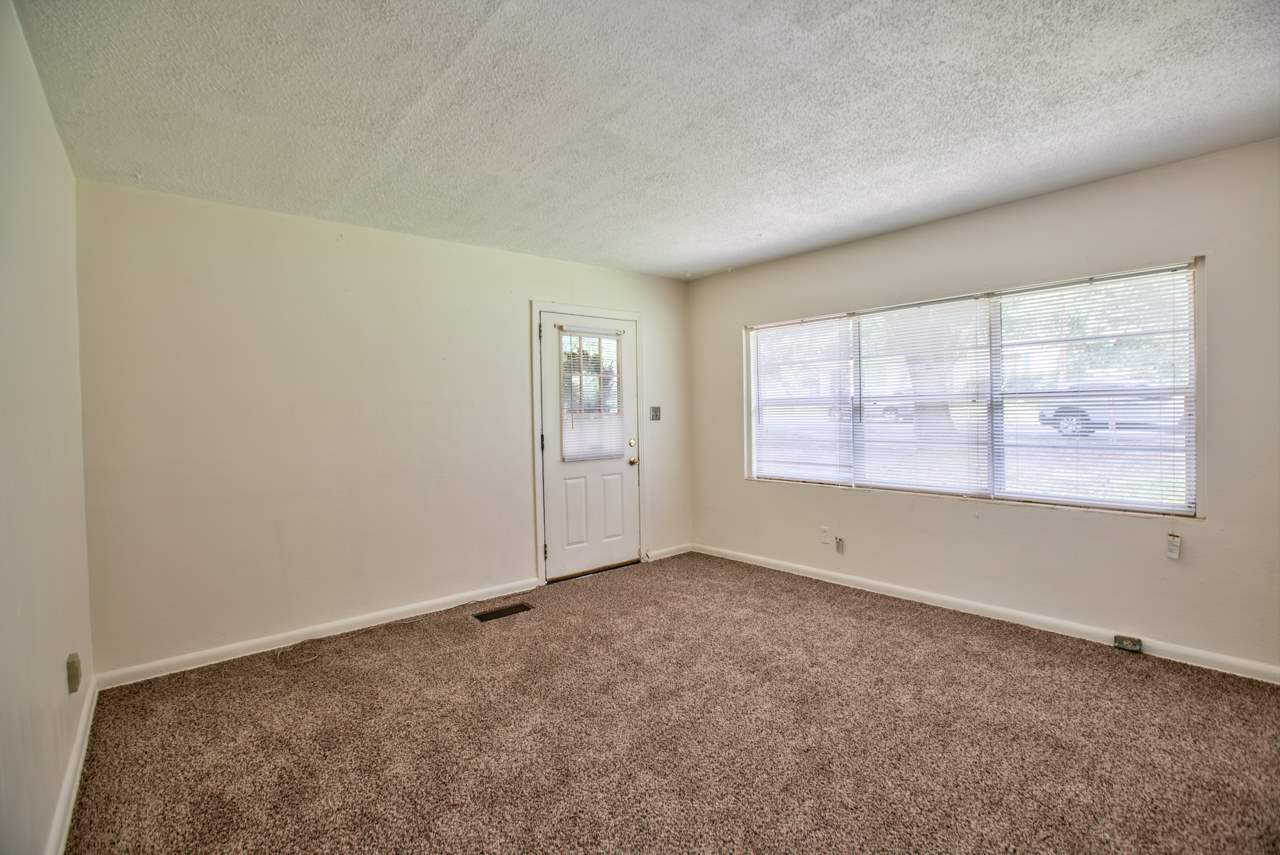 2410 Pontiac, Tallahassee, FL 32301