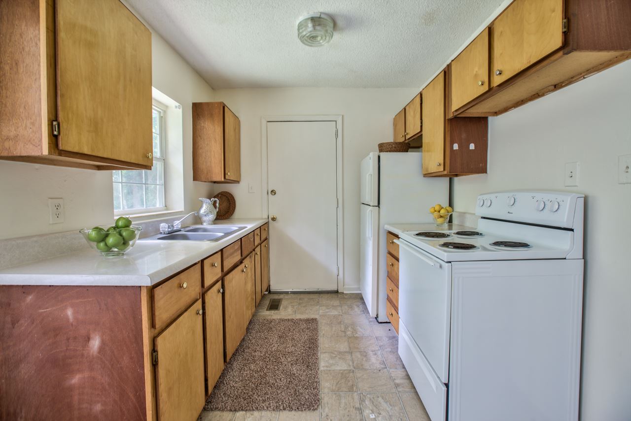 2410 Pontiac, Tallahassee, FL 32301
