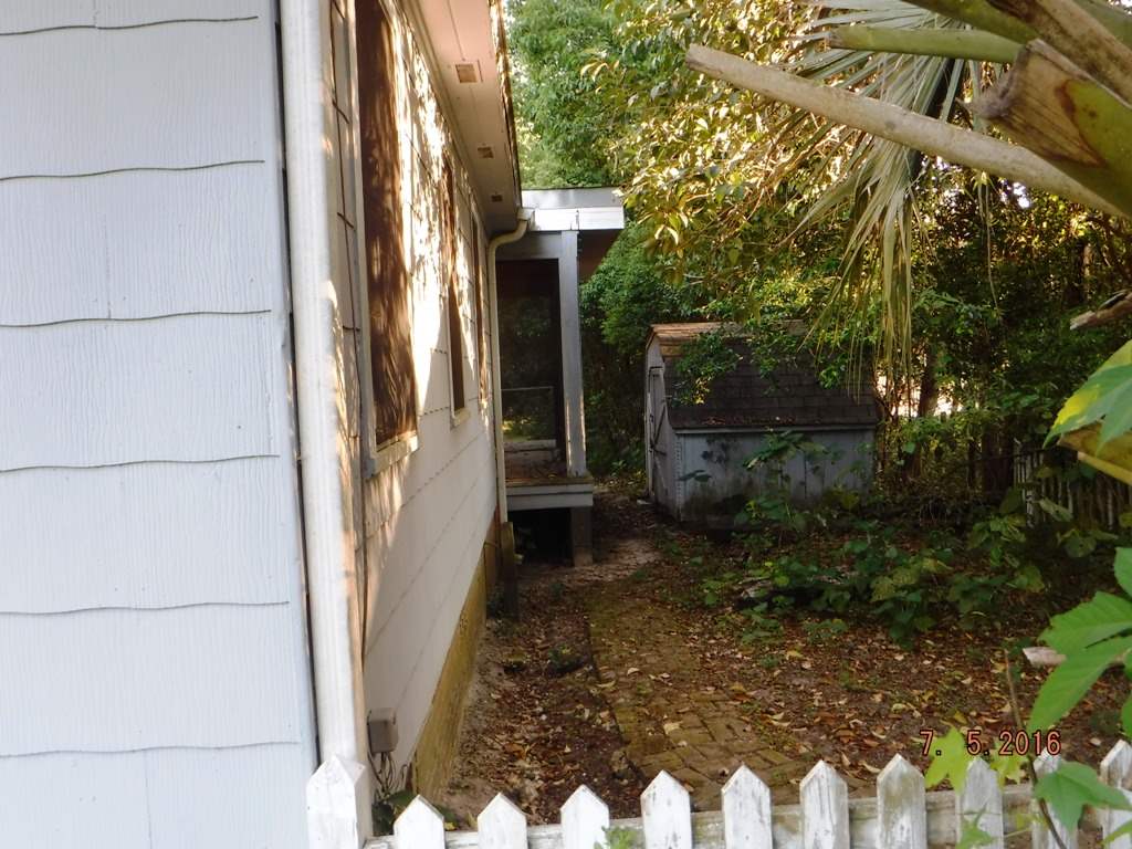 811 Delores, Tallahassee, FL 32301