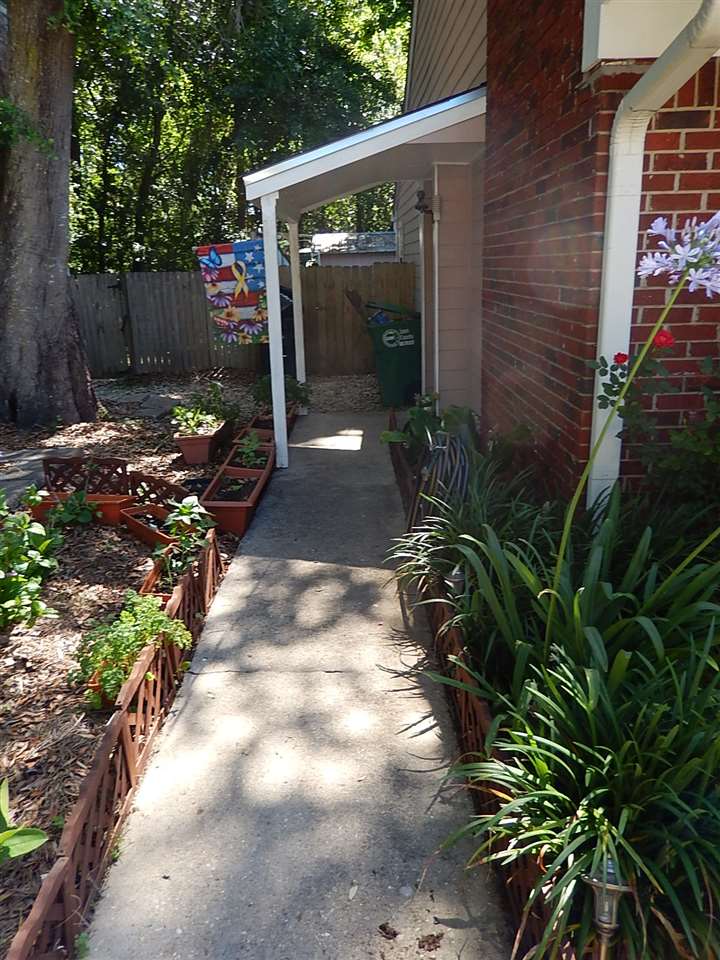 2803 Misty Garden Circle, Tallahassee, FL 32303