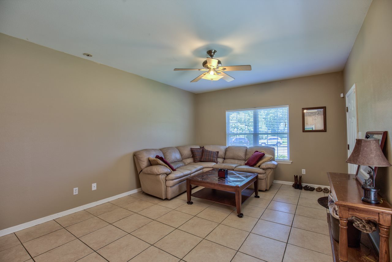 2152 BULLOCKS RUN RD, Tallahassee, FL 32303