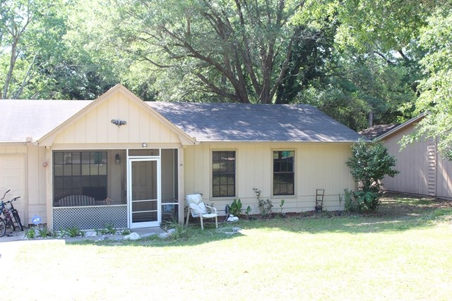 5881 Cypress Cir, Tallahassee, FL 32303