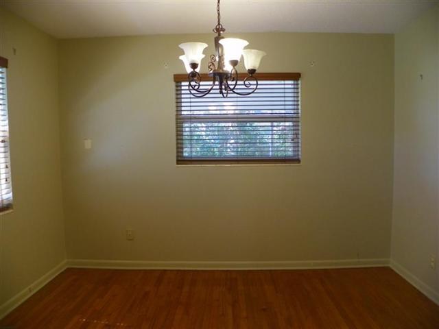 1422 W THARPE ST, Tallahassee, FL 32303