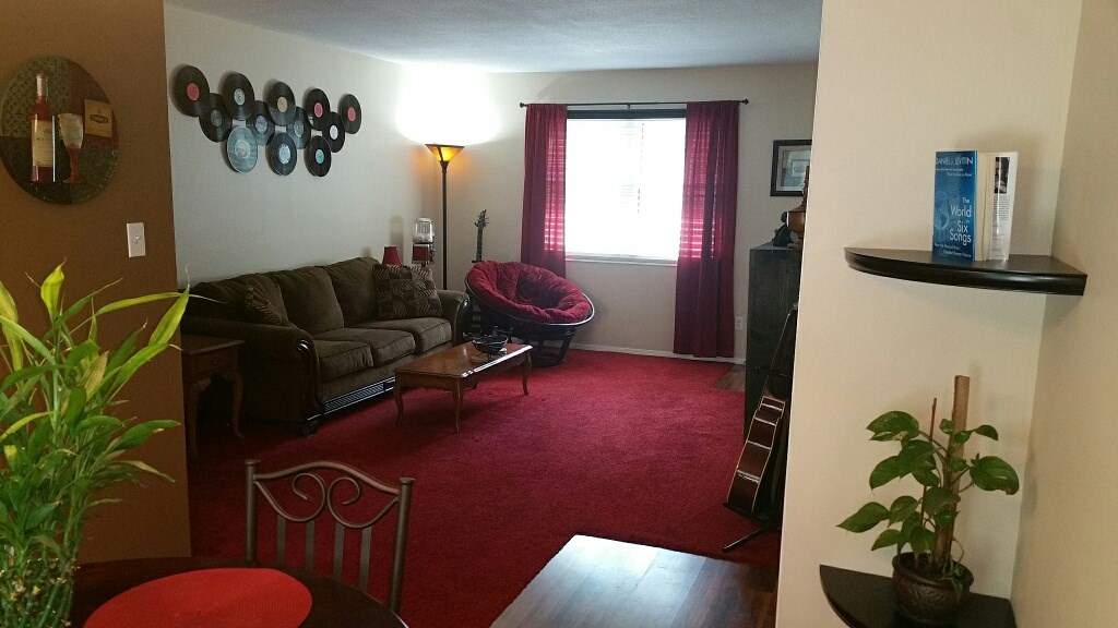 1951 N MERIDIAN RD, Tallahassee, FL 32303