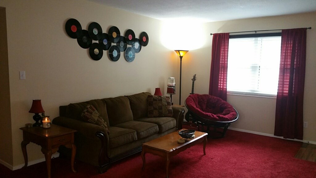 1951 N MERIDIAN RD, Tallahassee, FL 32303