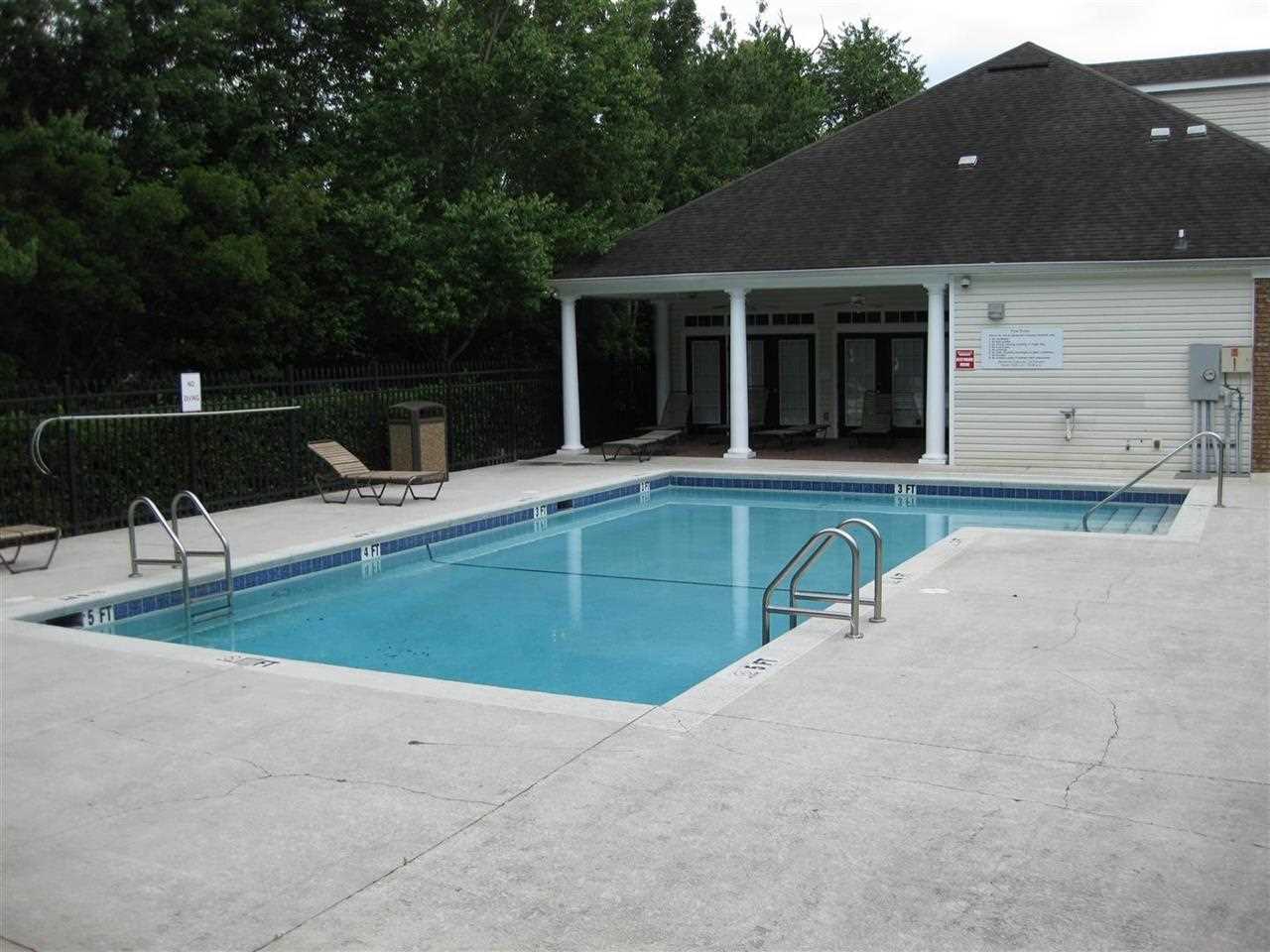 2738 W Tharpe, Tallahassee, FL 32303
