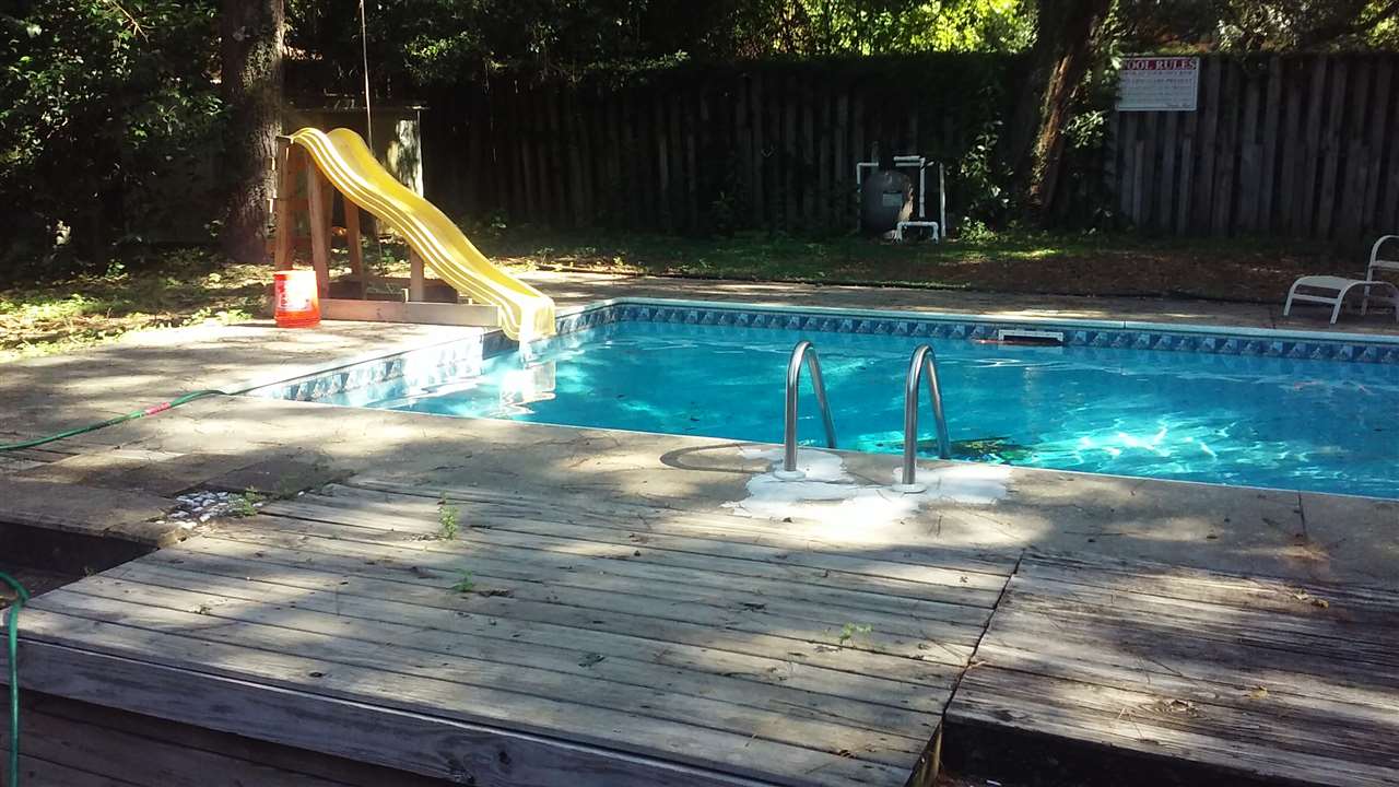 2112 Cambridge, Tallahassee, FL 32303