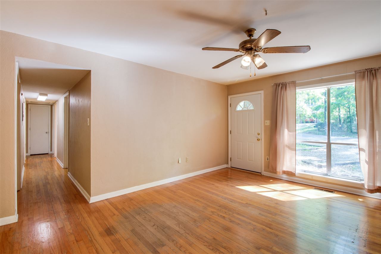 2505 Tupelo, Tallahassee, FL 32303