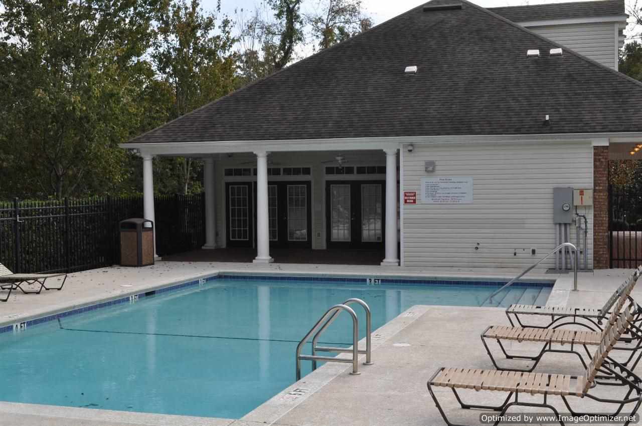 2738 W Tharpe, Tallahassee, FL 32303