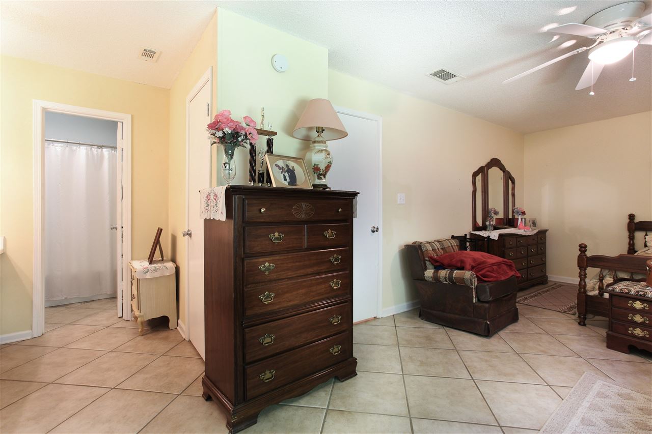 3565 Fred George, Tallahassee, FL 32303