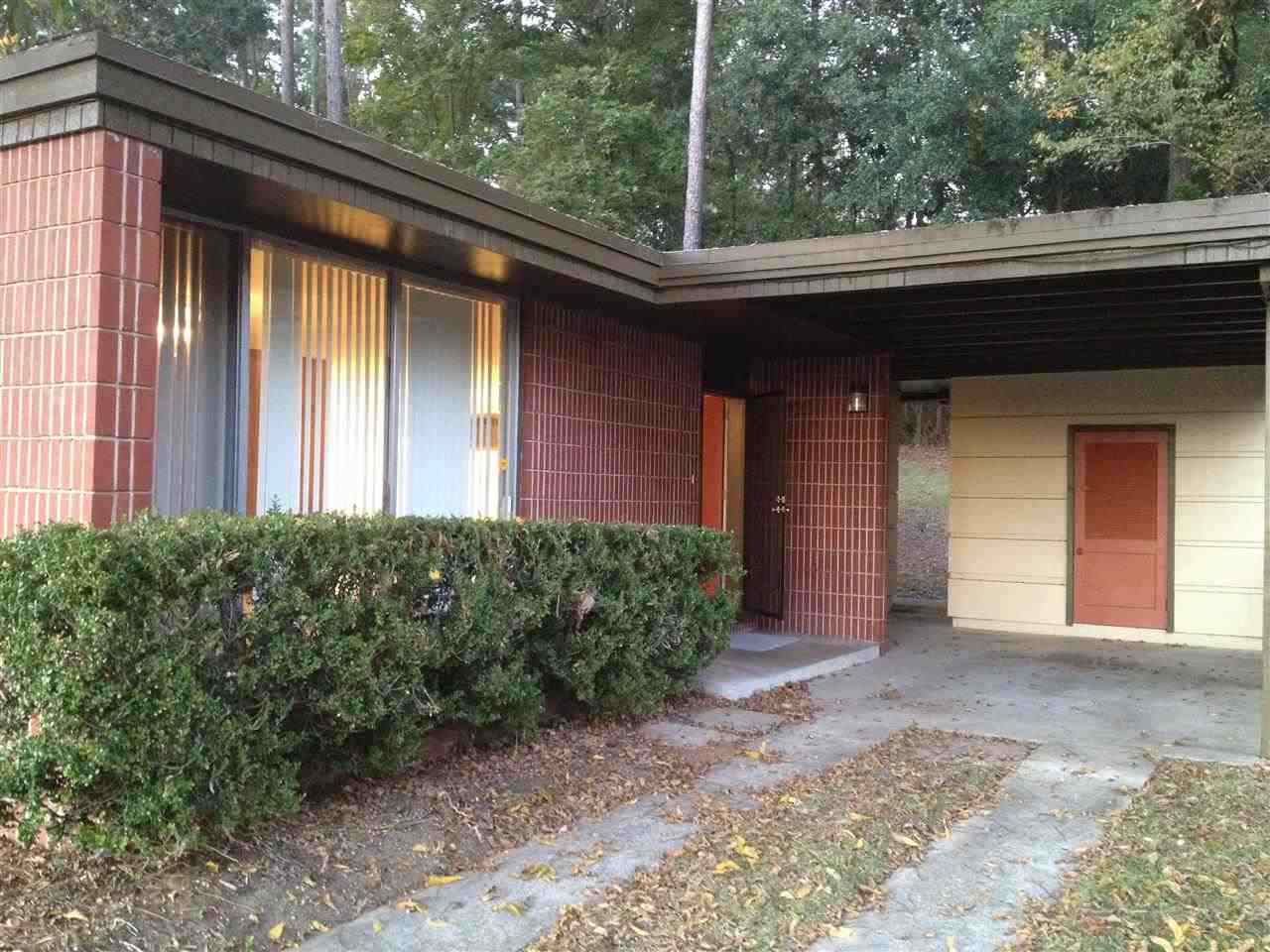 2310 Mission, Tallahassee, FL 32303