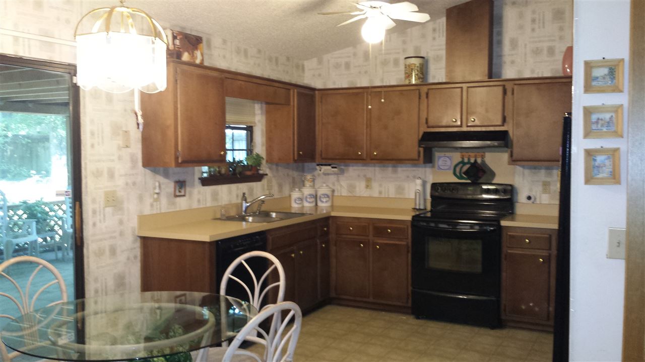 2316 VIA SARDINIA, Tallahassee, FL 32303