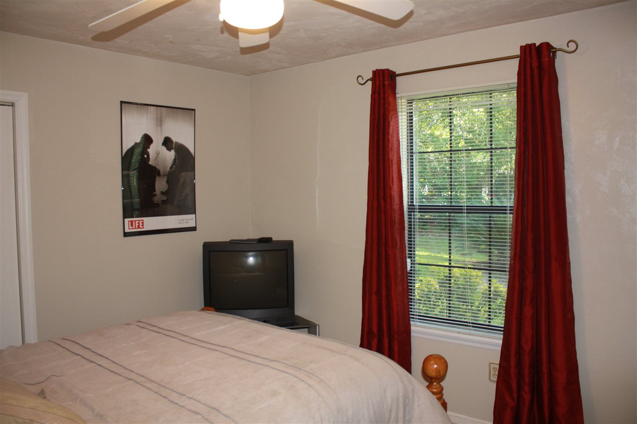5607 Grove Valley, Tallahassee, FL 32303