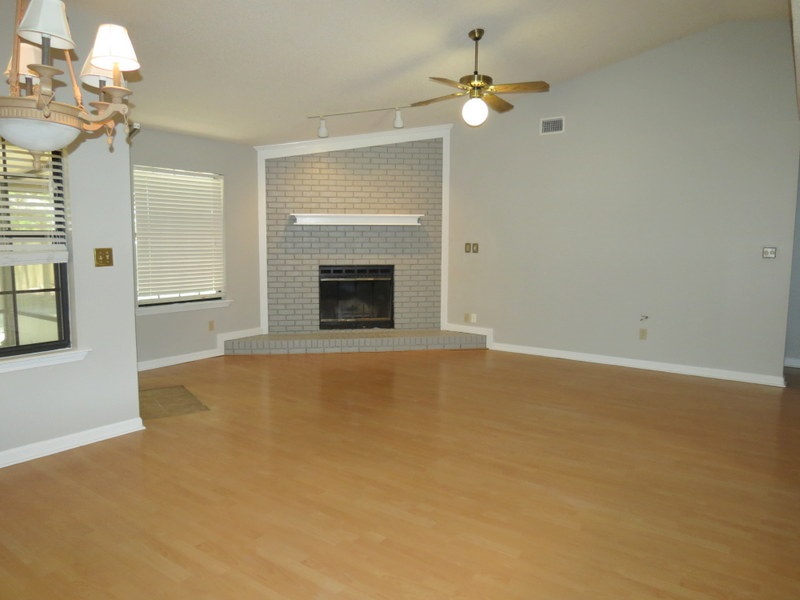 3718 Caracus, Tallahassee, FL 32303