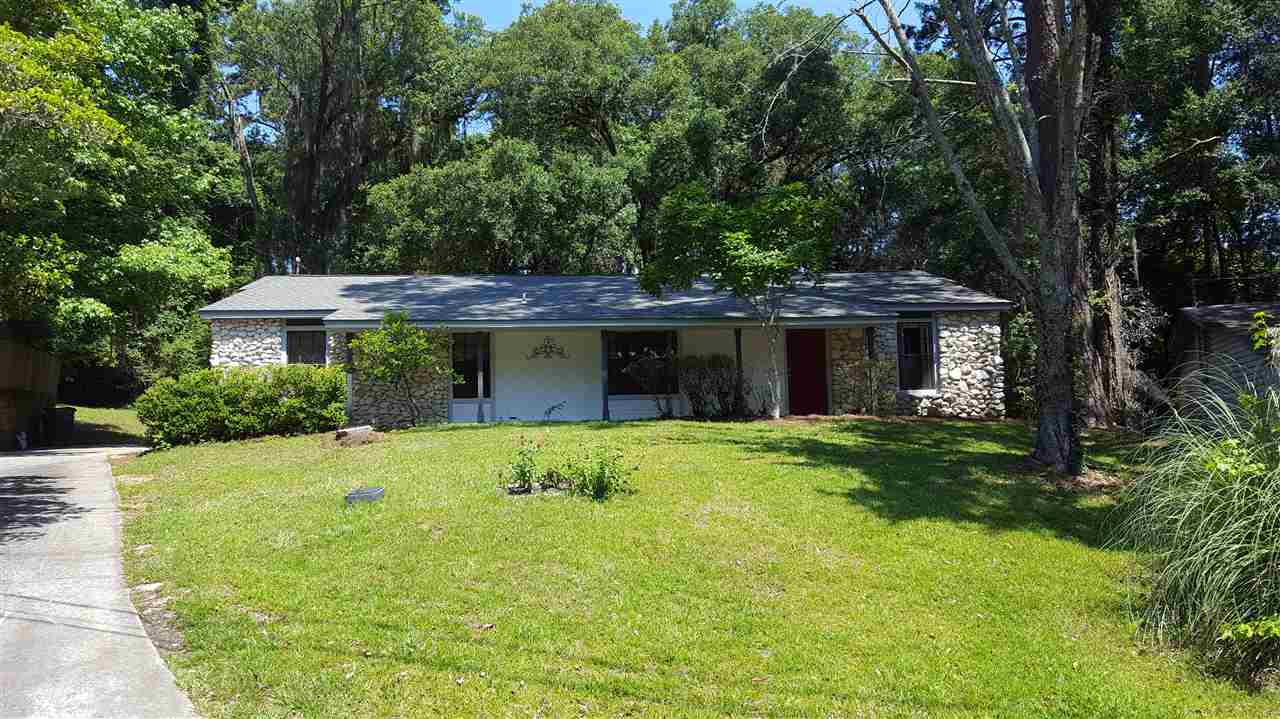 2084 DARNELL CIR, Tallahassee, FL 32303