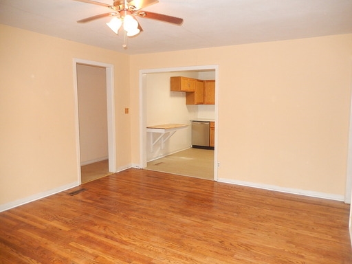 1637 Atkamire Dr., Tallahassee, FL 32304