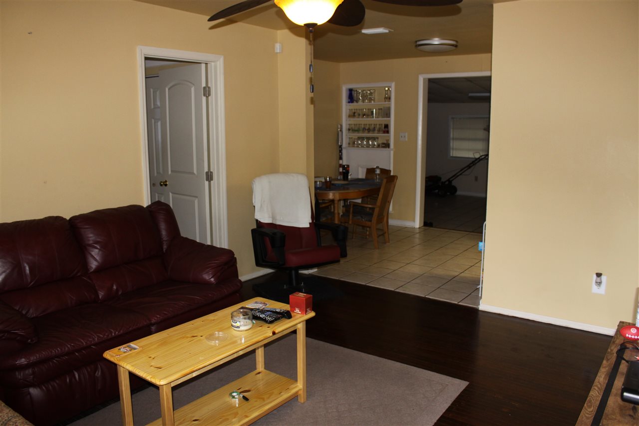 2202 Oxford, Tallahassee, FL 32304