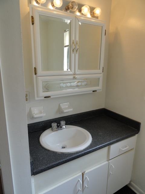303 S Lipona Rd, Tallahassee, FL 32304