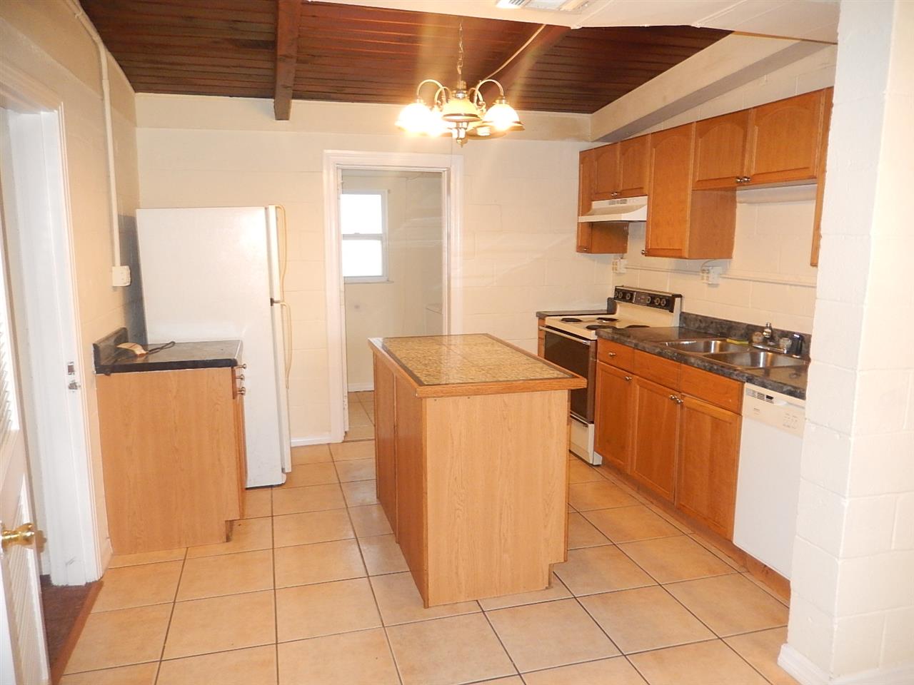 1327 Pepper, Tallahassee, FL 32304