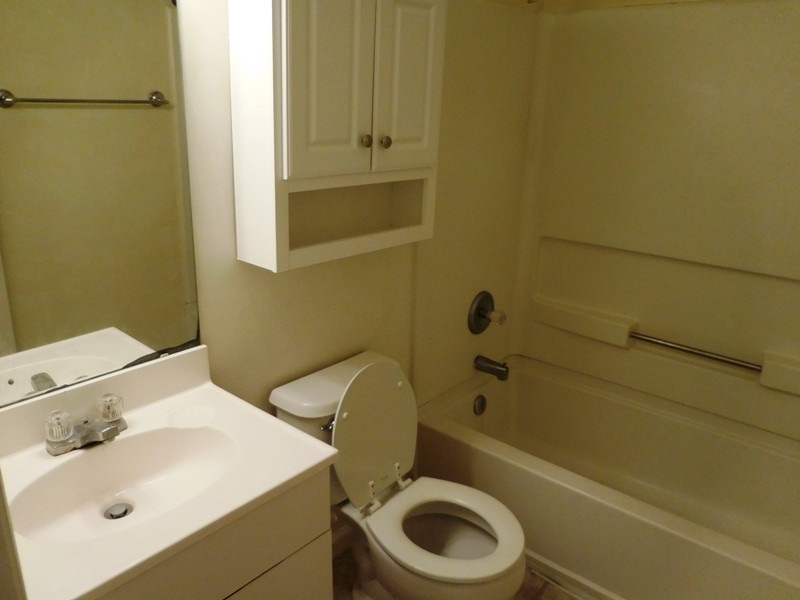 729 W Georgia, Tallahassee, FL 32304