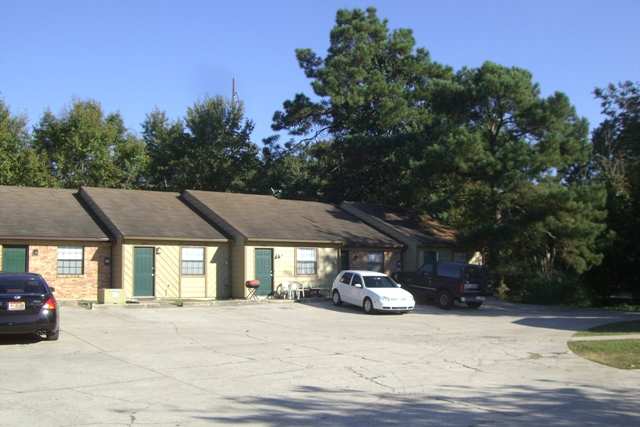 1233 CONTINENTAL CT, Tallahassee, FL 32304
