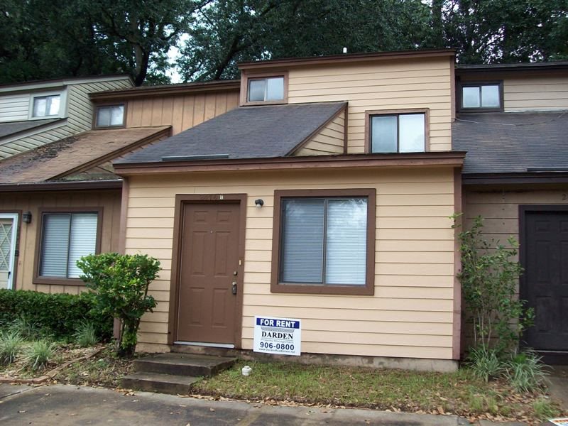 2478-C Talco Hills, Tallahassee, FL 32304