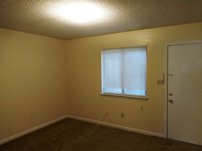 2478-C Talco Hills, Tallahassee, FL 32304