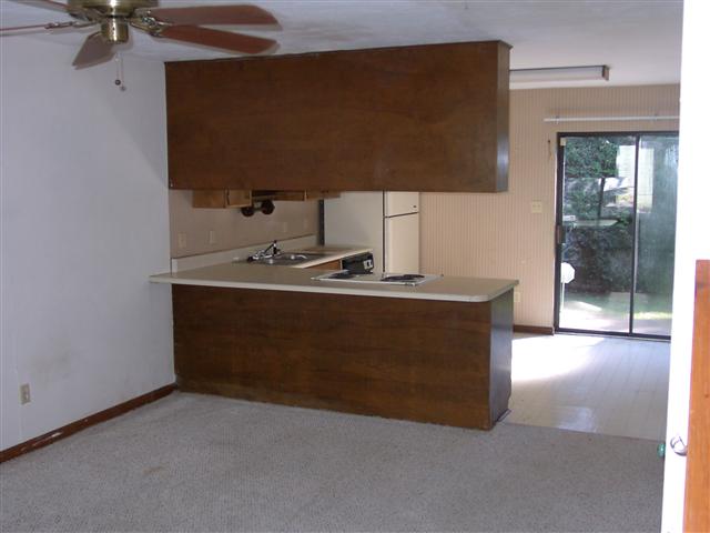 1889-4 Bellevue, Tallahassee, FL 32304