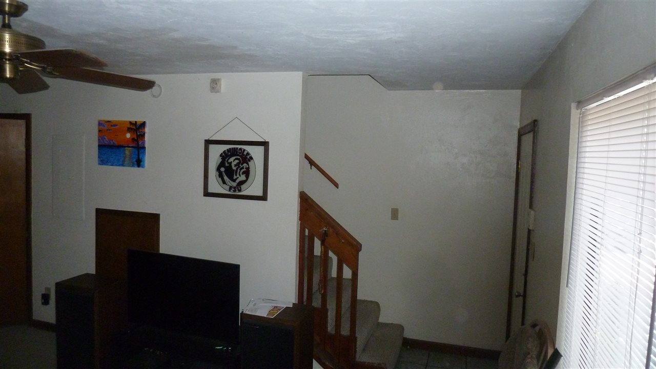 1889-4 Bellevue, Tallahassee, FL 32304