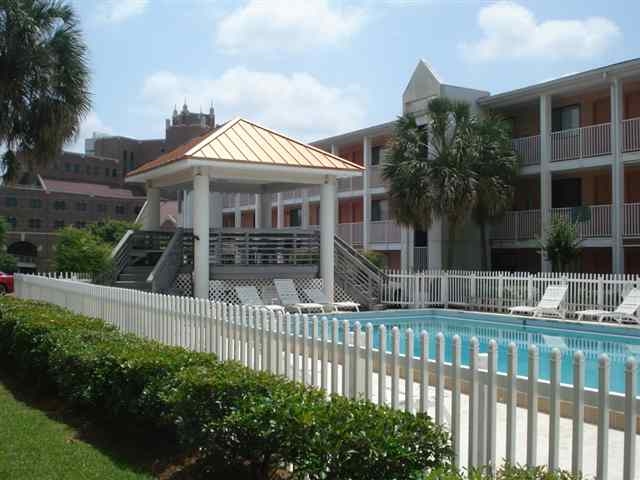 253 Hayden, Tallahassee, FL 32304